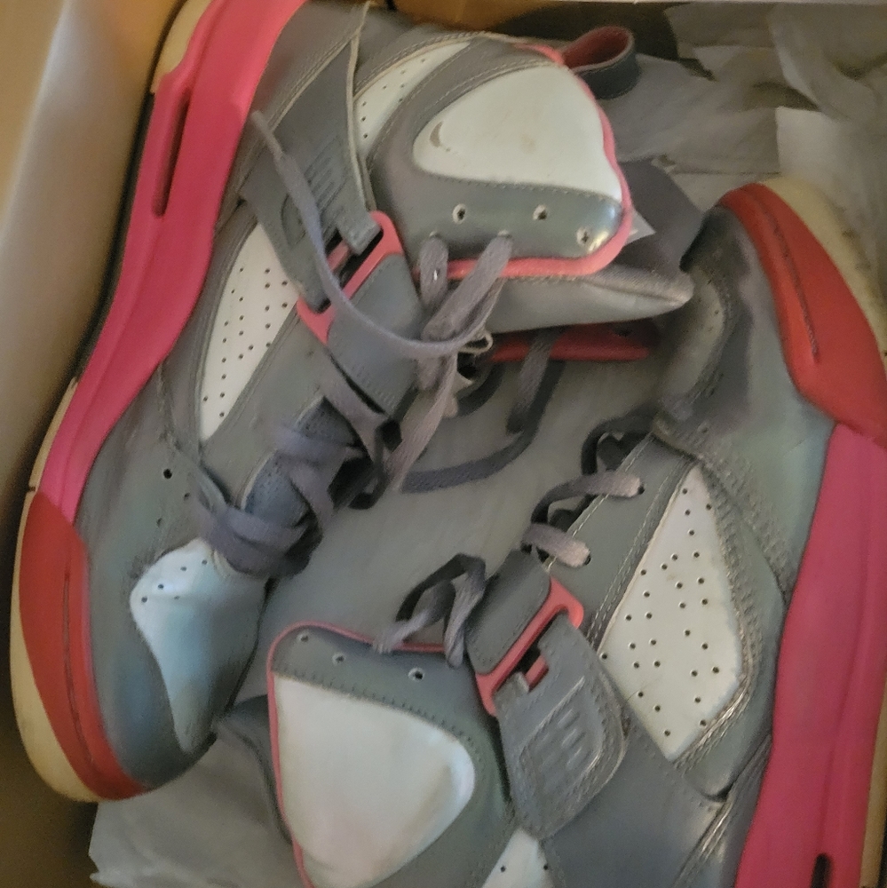 Air Jordan Flight- girls